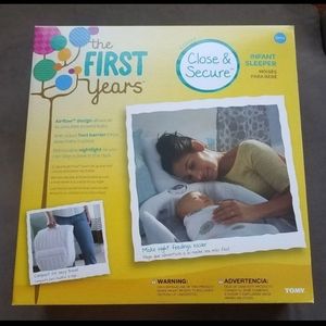 The First Years Portable Infant sleeper